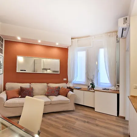 Genovesi Chic - Affori Station Apartamento *